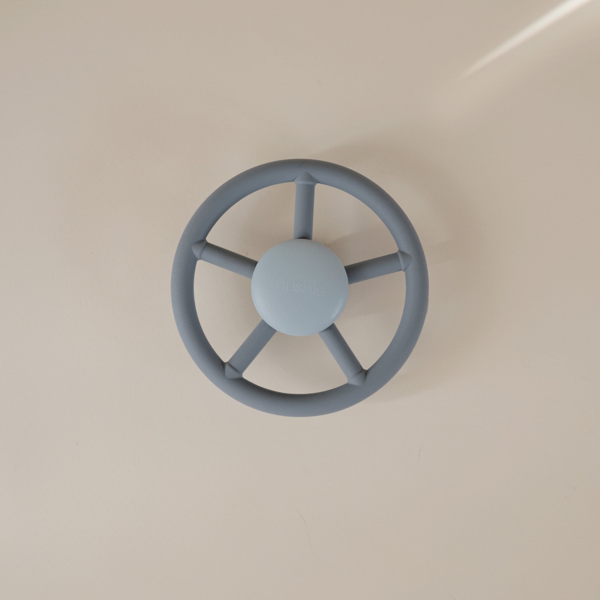 Wheel Suction Spinner Toy