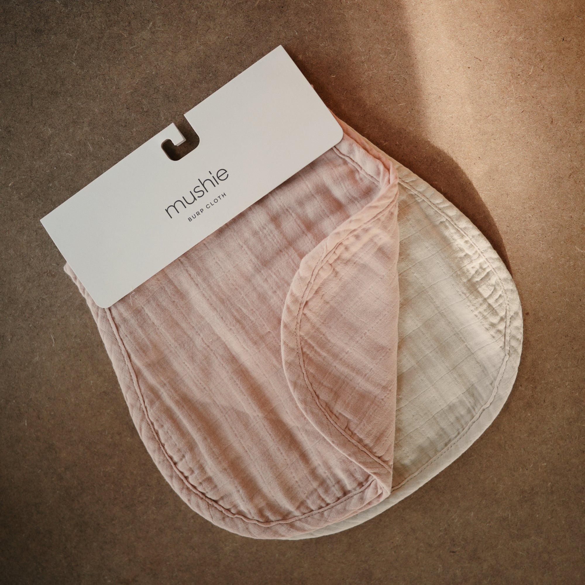 Mushie Organic Cotton Muslin Burp Cloth 2-Pack: pink &amp; cream, soft and perfect for babies.