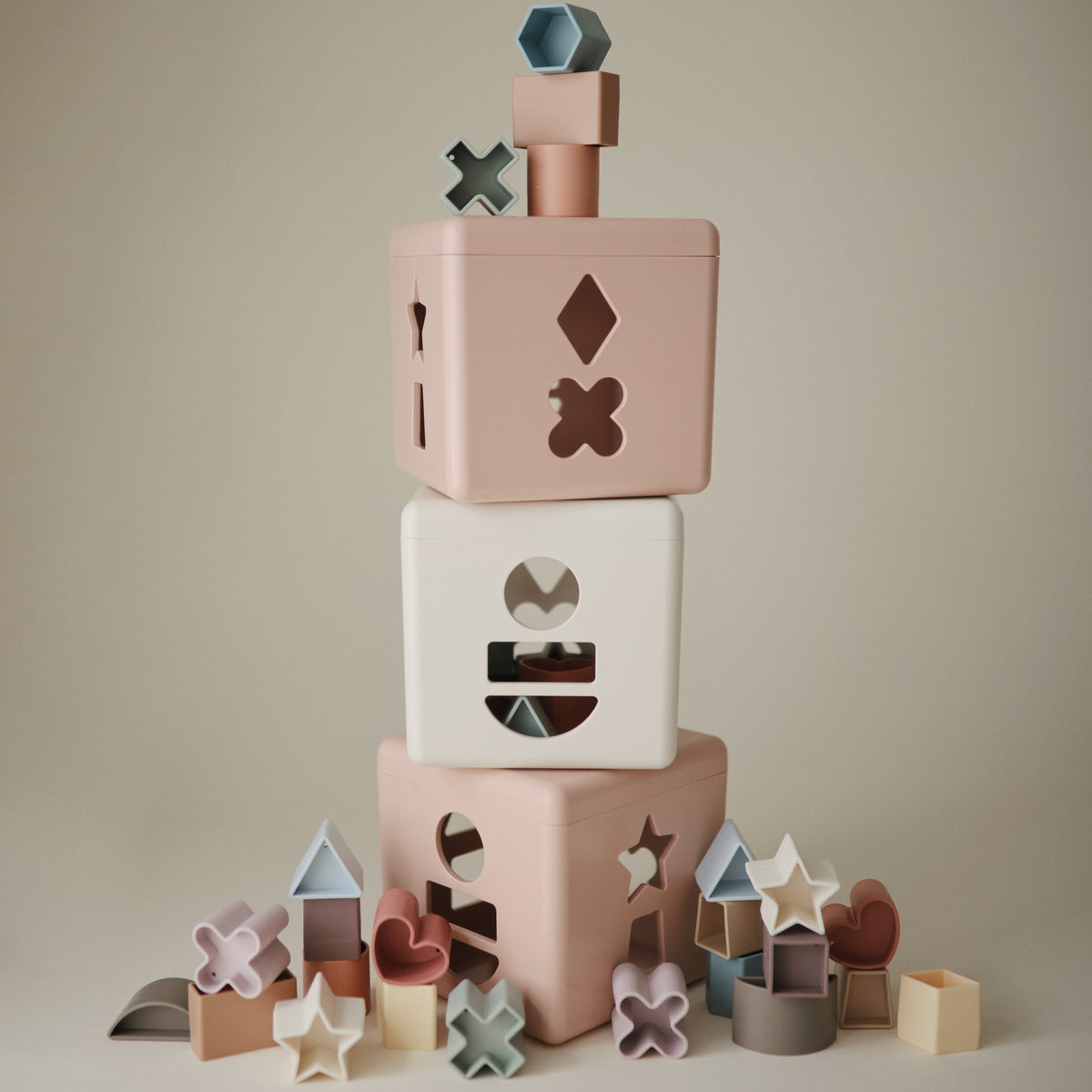 mushie Baby Shape Sorting Box