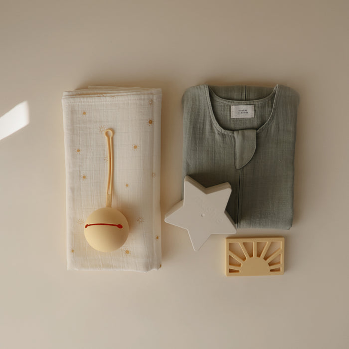 Mushie x Anthropologie Swaddle Set (Sun)