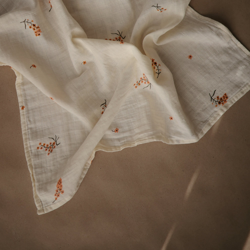 Long muslin underdress chemise for women Trea the Healer for sale.  Available in: milk white cotton muslin, dusty pink muslin, cinereous muslin,  french gray muslin, white cotton muslin :: by medieval store