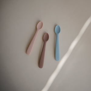 Mushie® Silicone Baby Feeding Spoons Cambridge Blue/Shifting Sand - Pikolin