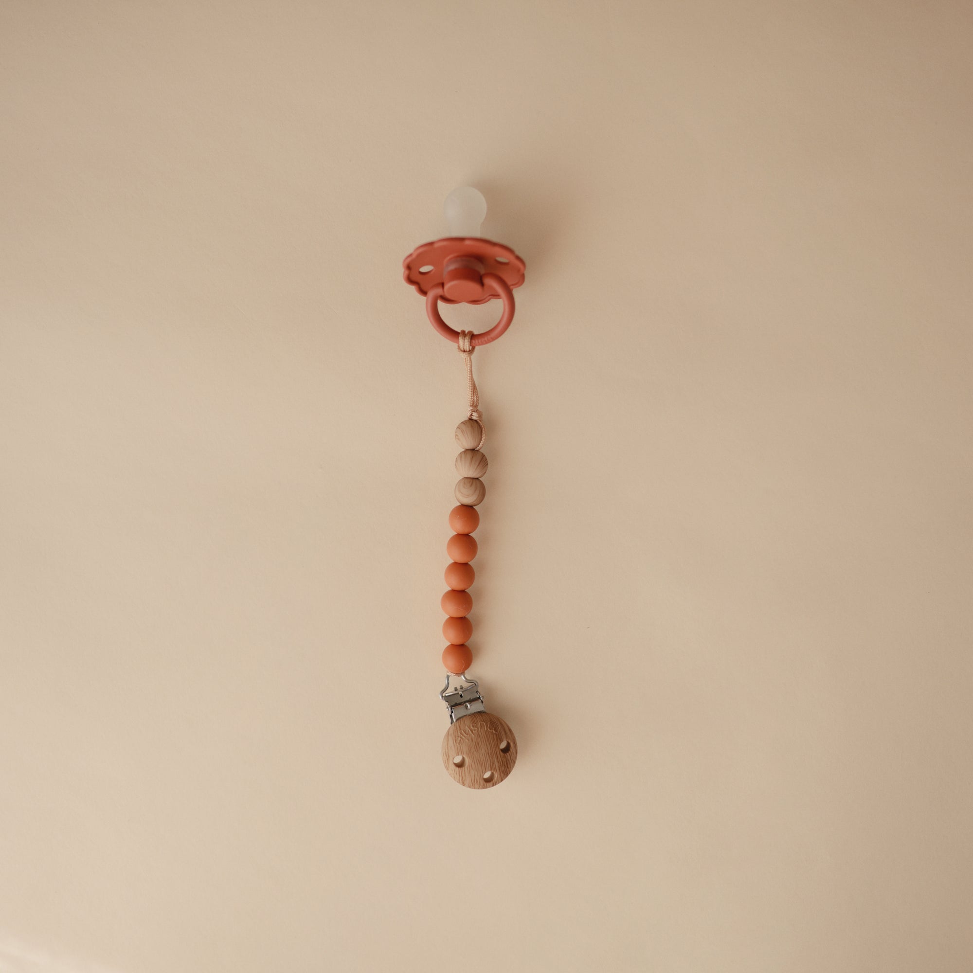 Silicone Pacifier Clip | Eva