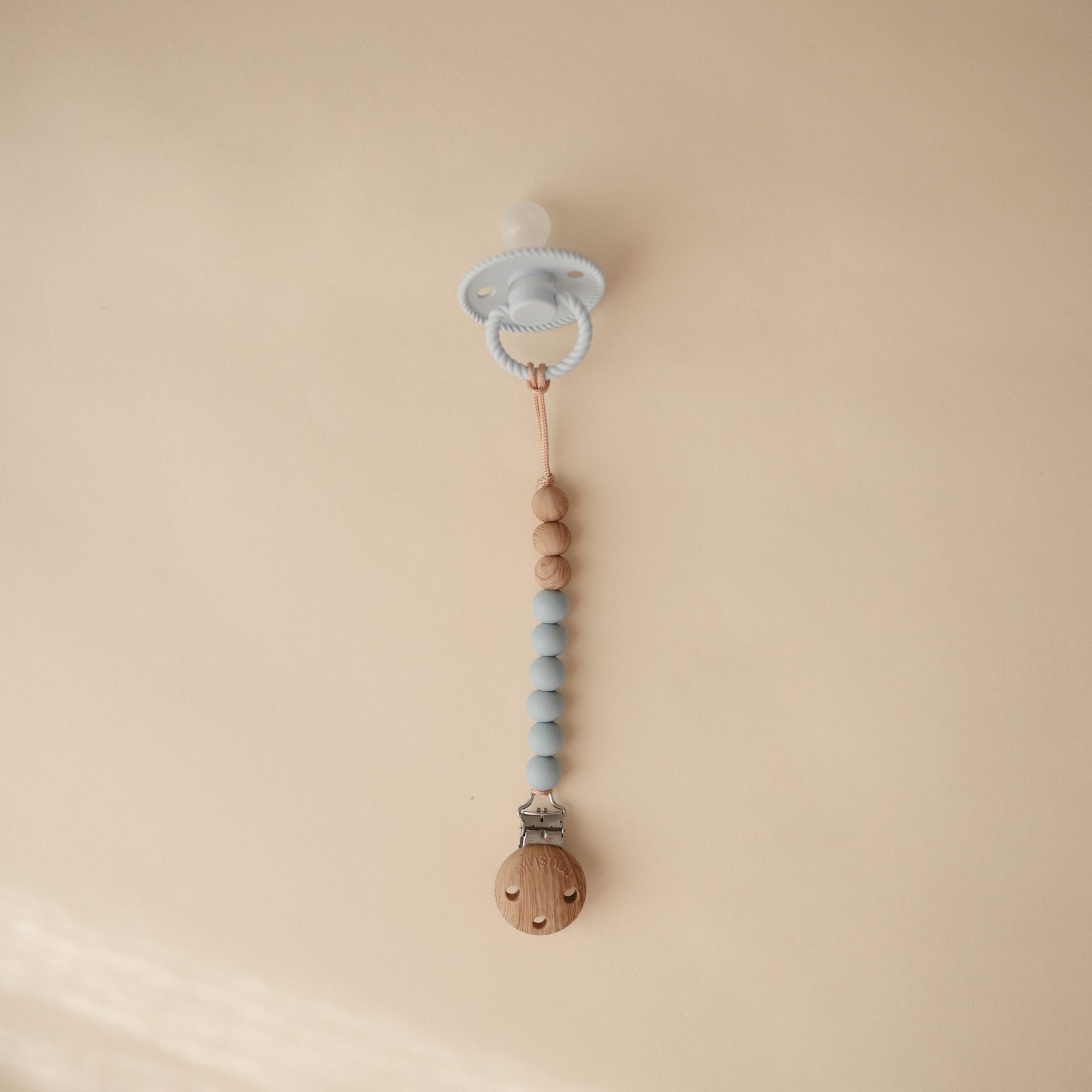 Silicone Pacifier Clip | Eva